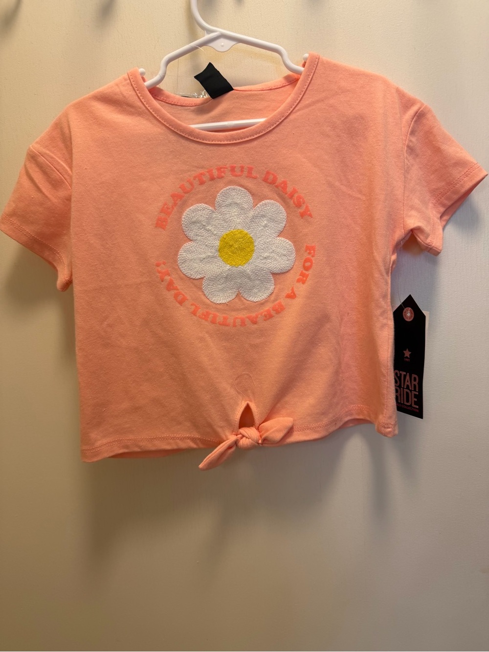 Kids' Peach Daisy Tie-Front Tee with hair clip size 5/6